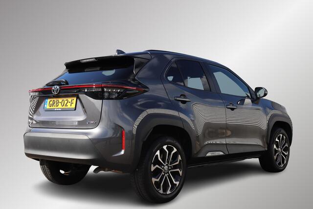 Toyota YARIS Cross 1.5 Hybrid 130 First Edition Limited, BSM, Parkeersensoren, Stuur en Stoelverwarming!