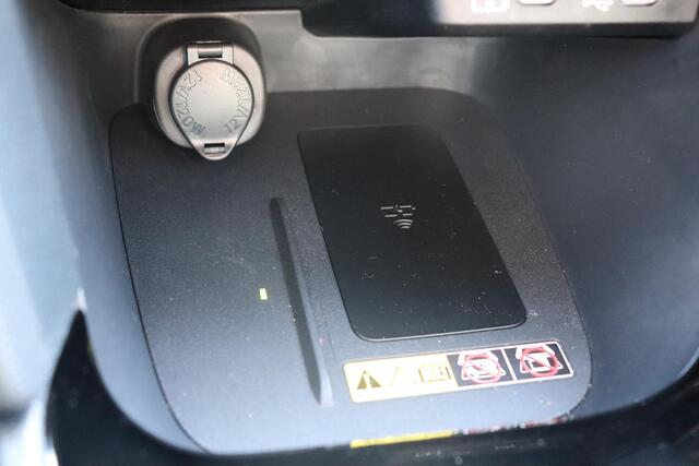 Toyota YARIS Cross 1.5 Hybrid 130 First Edition Limited, BSM, Parkeersensoren, Stuur en Stoelverwarming!