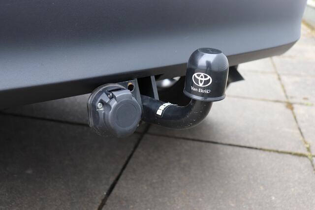 Toyota YARIS Cross 1.5 Hybrid Explore Limited, Apple Carplay/Android Auto, Pano, Trekhaak, Stuur & Stoelverwarming!