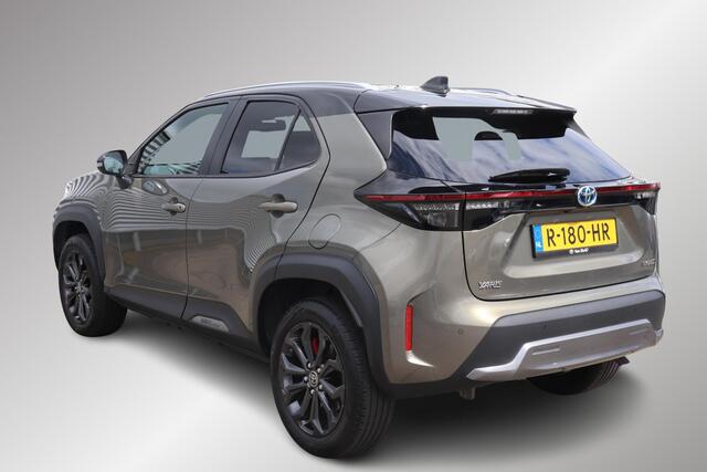 Toyota YARIS Cross 1.5 Hybrid Explore Parkeersensoren voor en achter, Stoelverwarming, Apple Carplay/Android Auto!