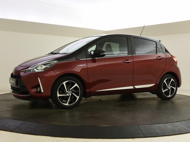 Toyota YARIS 1.5 Hybrid Executive Bi Tone | Panorama | Stoelverw |