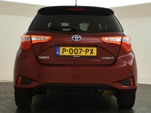 Toyota YARIS 1.5 Hybrid Executive Bi Tone | Panorama | Stoelverw |