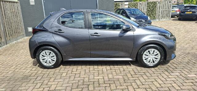 Toyota YARIS 1.0 VVT-i 64100 km , CAMERA , appel carplay