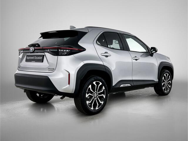 Toyota YARIS Cross 1.5 Hybrid Dynamic AWD | BTW Voertuig | Apple CarPlay/Android Auto | Cruise control Adaptive | Spiegels elektrisch inklapbaar | Onderweg-naar-dealer