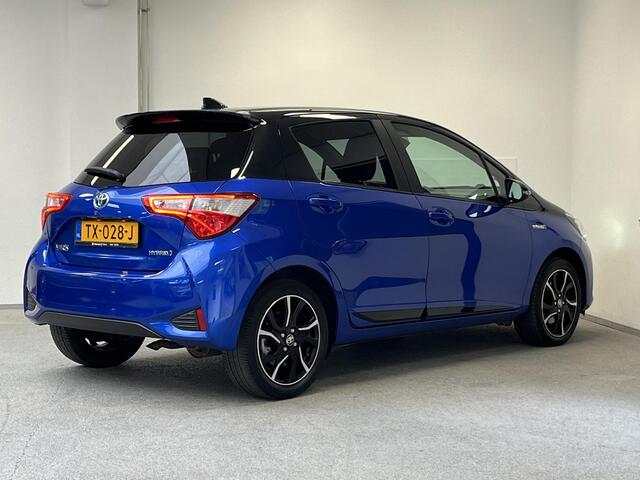 Toyota YARIS 1.5 Hybrid Bi-Tone | CAMERA | NAVI | CLIMA | 2e-EIG |