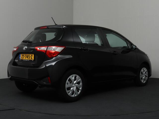 Toyota YARIS 1.5 VVT-i Active | Achteruitrijcamera | Navigatie | Cruise Control!