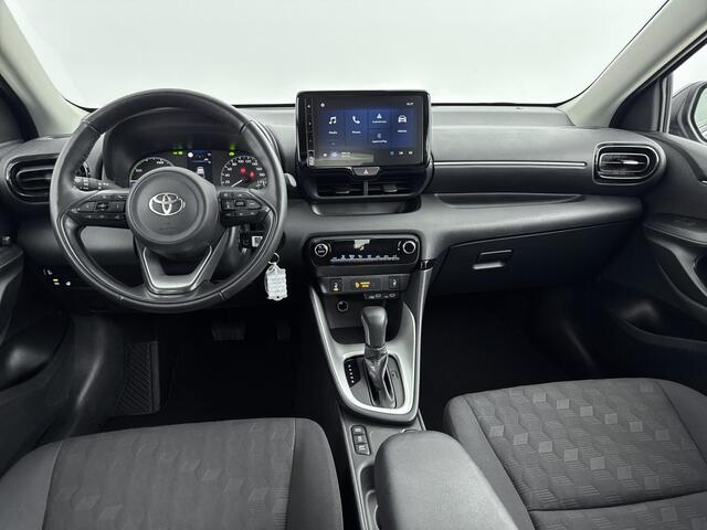 Toyota YARIS 1.5 Hybrid Dynamic Limited | Stoel / Stuur-verwarming | Parkeersensoren |