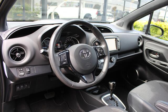 Toyota YARIS 1.5 Hybrid Energy Plus | Rijklaar | Camera | PDC | Bluetooth | Navi | Cruise | Clima