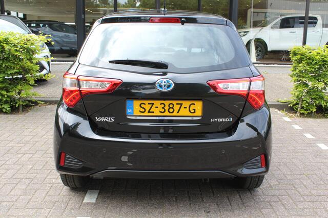 Toyota YARIS 1.5 Hybrid Energy Plus | Rijklaar | Camera | PDC | Bluetooth | Navi | Cruise | Clima