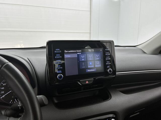 Toyota YARIS 1.5 Hybrid Active | BTW Voertuig | Dealer onderhouden | Trekhaak afneembaar | Apple CarPlay/Android Auto | Cruise Control Adaptive | Onderweg-naar-dealer