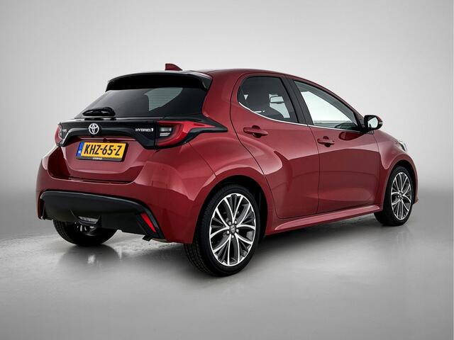 Toyota YARIS 1.5 Hybrid 115 First Edition | BTW Voertuig | Stoelverwarming | Apple CarPlay/Android Auto | Climate control | Cruise control Adaptive | Onderweg-naar-dealer