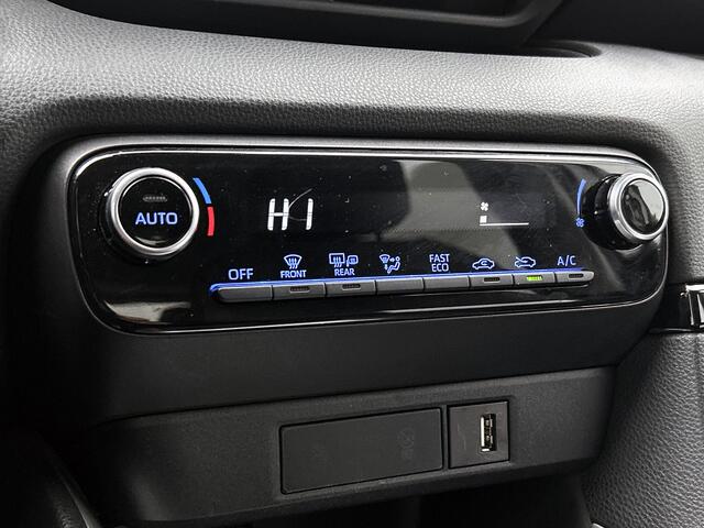 Toyota YARIS 1.5 Hybrid Dynamic | BTW Voertuig | Apple CarPlay/Android Auto | Climate control | Cruise Control Adaptive | Onderweg-naar-dealer