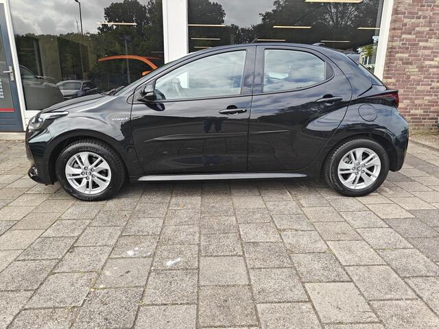 Toyota YARIS 1.5 Hyb. Active
