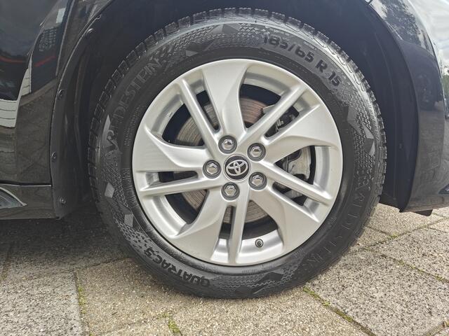 Toyota YARIS 1.5 Hyb. Active