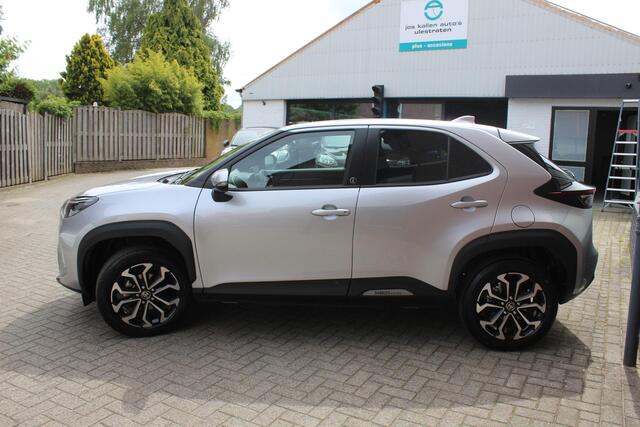 Toyota YARIS Cross 1.5 Hybrid Executive PDC|Camera|Navi/Carplay|Winterpack|Keyless|AdaptCC|