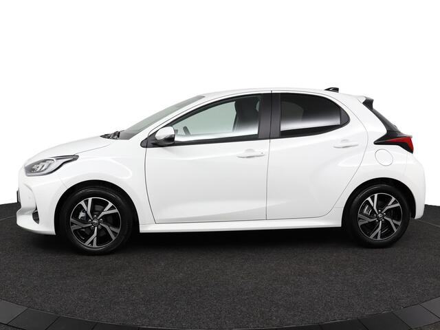 Toyota YARIS 1.5 Hybrid 115 Dynamic | ¤3.500 korting! | Nieuw | 10 jaar garantie! | Apple Carplay/Android Auto |