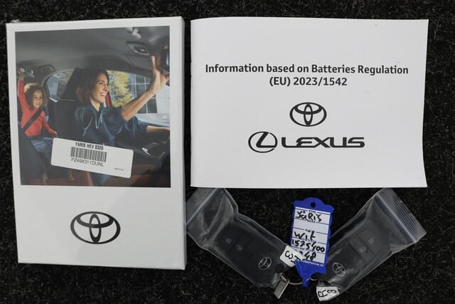 Toyota YARIS 1.5 Hybrid 115 Dynamic | ¤3.500 korting! | Nieuw | 10 jaar garantie! | Apple Carplay/Android Auto |