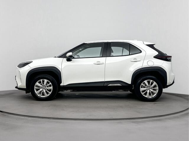Toyota YARIS Cross 1.5 Hybrid Active Keyless Entry/Start | Parkeersensoren Voor + Achter | Climate Control **