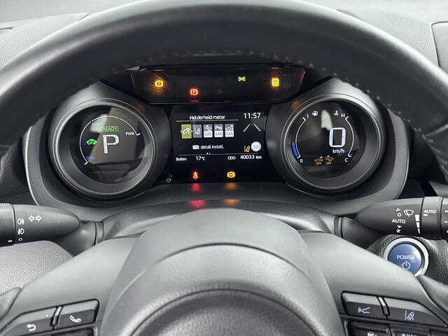 Toyota YARIS Cross 1.5 Hybrid Active Keyless Entry/Start | Parkeersensoren Voor + Achter | Climate Control **