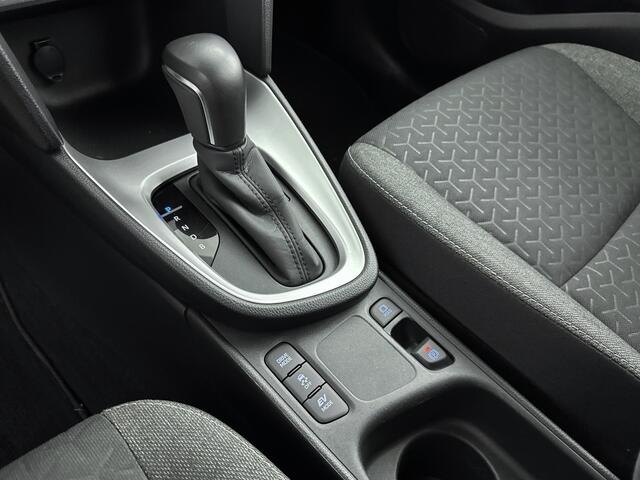 Toyota YARIS Cross 1.5 Hybrid Active Keyless Entry/Start | Parkeersensoren Voor + Achter | Climate Control **