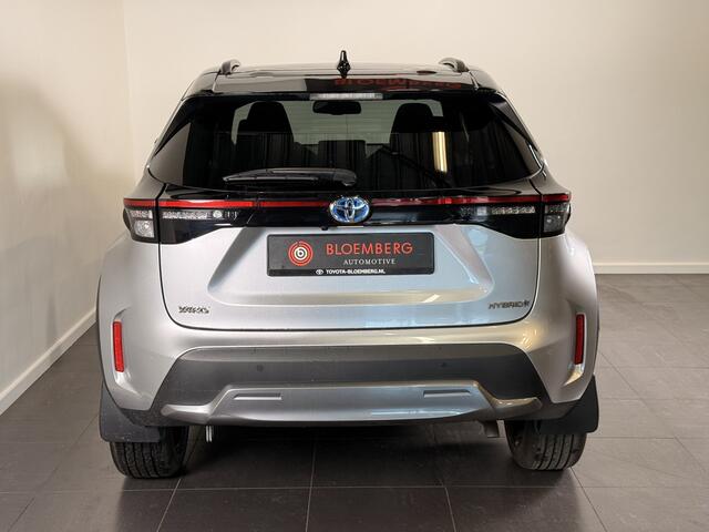 Toyota YARIS Cross 1.5 Hybrid Adventure | Panoramadak | JBL | Stoel/stuurverwarming |