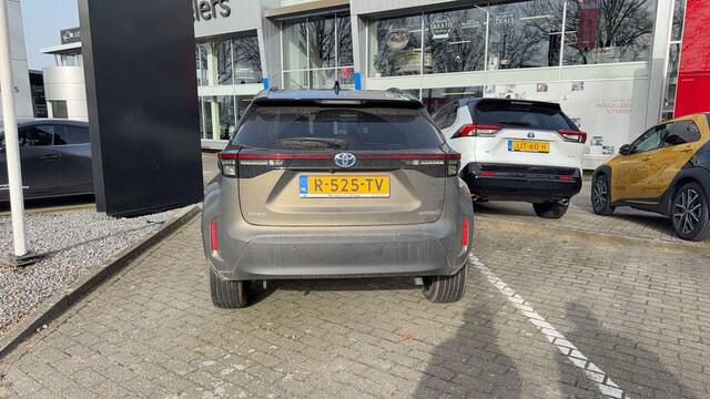Toyota YARIS Cross 1.5 Hybrid Executive
