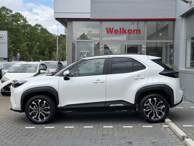Toyota YARIS Cross 1.5 Hybrid 130 Style Edition 2026 Parkeersensoren, Dodehoekdetectie, Navigatie
