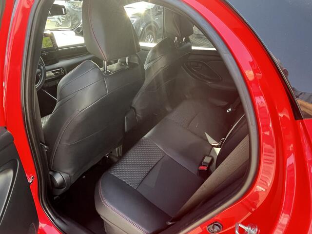 Toyota YARIS 1.5 Hybrid Launch Edition All seasonbanden
