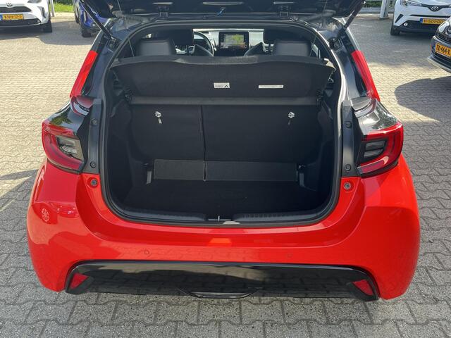 Toyota YARIS 1.5 Hybrid Launch Edition All seasonbanden