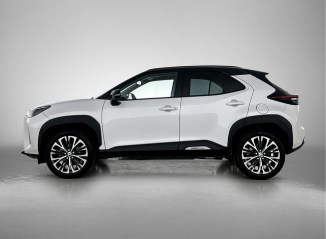 Toyota YARIS Cross 1.5 Hybrid First Edition | Parkeersensoren | Stoel -en stuurwielverwarming |