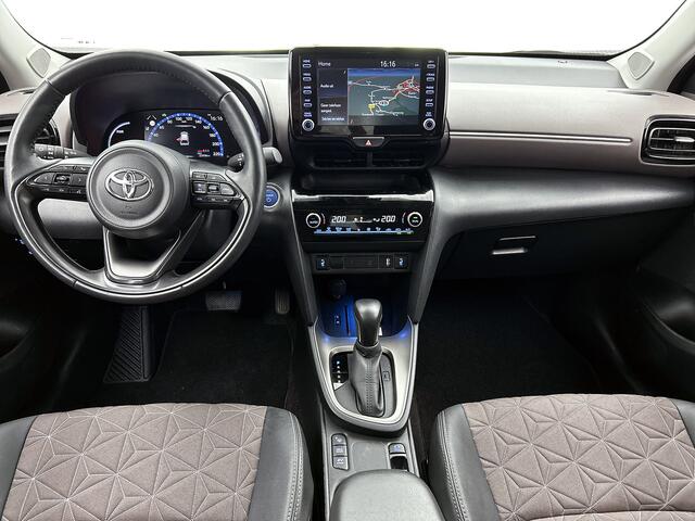 Toyota YARIS Cross 1.5 Hybrid First Edition | Parkeersensoren | Stoel -en stuurwielverwarming |