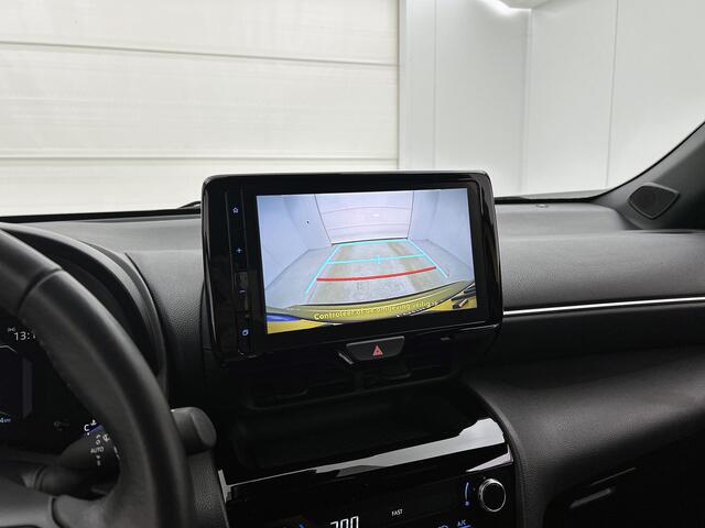 Toyota YARIS Cross 1.5 Hybrid Explore | Apple Carplay/Android Auto | Parkeersensoren V + A | Climate control |