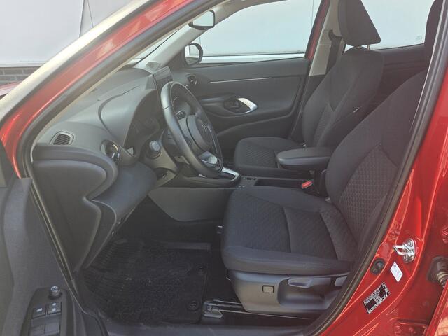 Toyota YARIS Cross 1.5 Hybrid 115 Active Ad. Cruisecontrol PDC V+A LMV