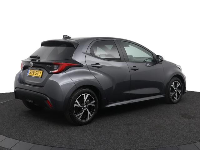 Toyota YARIS 1.5 Hybrid 115 Dynamic | Cruise control | Climate control | Keyless |