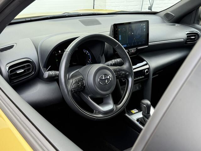 Toyota YARIS Cross 1.5 Hybrid Team D | ACC | CarPlay | Camera | Keyless | 17 inch