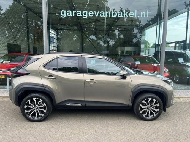 Toyota YARIS 1.5 HYBRID DYNAMIC CAMERA CARPLAY STOELVERWARMING