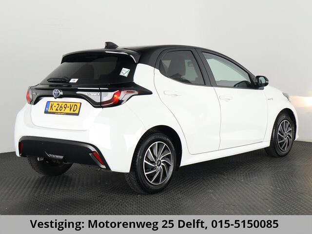 Toyota YARIS 1.5 HYBRIDE BLACK & WHITE GARANTIE TOT 3-2031! . APPLE CARPLAY & ANDRIOD AUTO . ACHTERUITRIJ CAMERA . ADAPTIEVE CRUISE CONTROL .