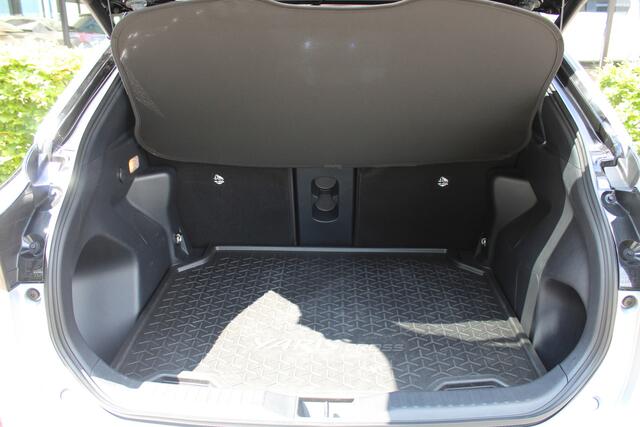 Toyota YARIS Cross 1.5 Hybrid 130pk GR SPORT Bi-Tone | Rijklaar | Trekhaak | JBL | HUD | PDC | Navi | Stoel/Stuur-verwarming | Adap. Cruise