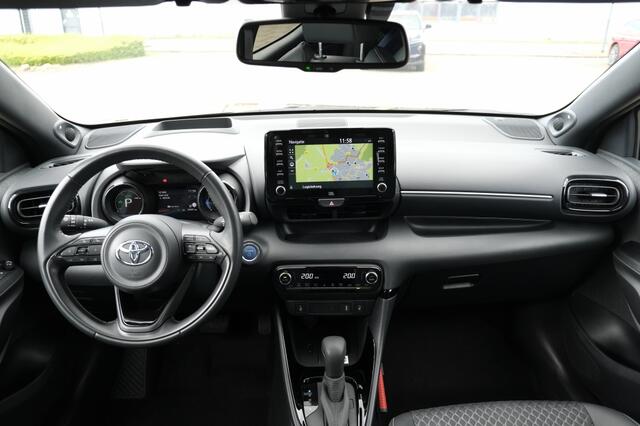 Toyota YARIS 1.5 Hybrid Executive Automaat | JBL Premium audio met 8 speakers