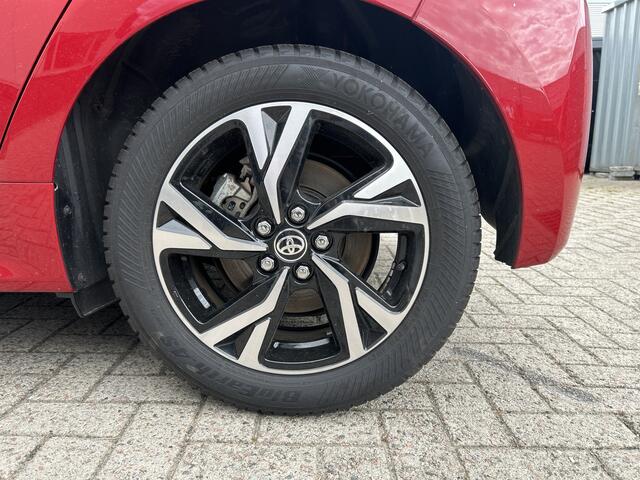 Toyota YARIS 1.5 Hybrid 115 Dynamic