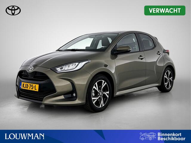 Toyota YARIS 1.5 Hybrid 115 First Edition + | Stoel en stuurverwarming | Dealeronderhouden |