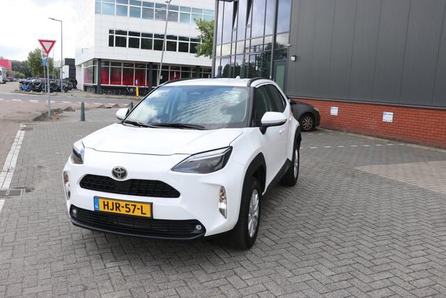 Toyota YARIS Cross 1.5 Hybrid 115 Active NAVI-APP/CAMERA/CLIMA/ADAPT.CRUISE