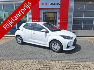 toyota-yaris-1.5-hybrid-active