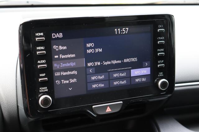 Toyota YARIS 1.5 Hybrid Executive Limited Bitone, HUD