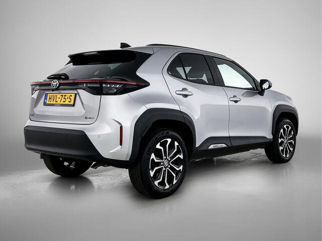 Toyota YARIS Cross 1.5 Hybrid Dynamic + Comfort Pack | Stuur en stoelverwarming | Dodehoeksensor | Parkeersensoren V+A |