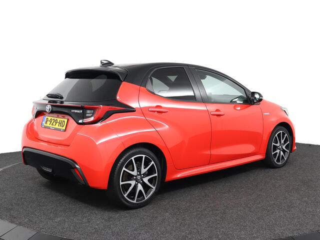 Toyota YARIS 1.5 Hybrid Launch Edition | leder | stoelverwarming | Bi-Tone | Apple Carplay/Android Auto |