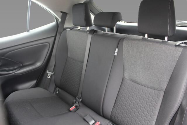 Toyota YARIS Cross 1.5 Hybrid Active airco automatisch