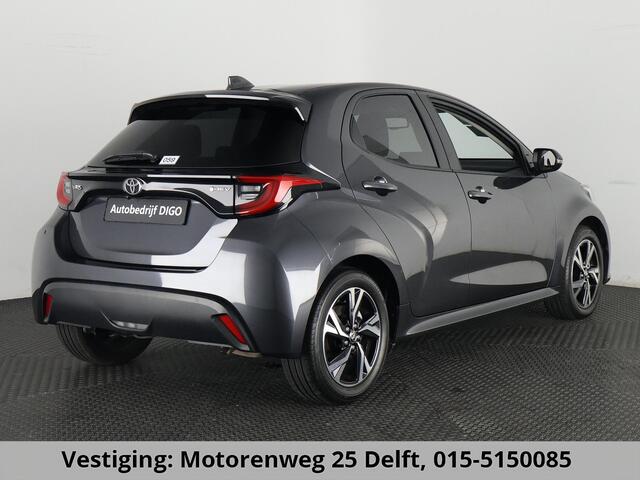 Toyota YARIS 1.5 HYBRID DYNAMIC PACK GARANTIE 2035 !! BIJNA NIEUW. CAMERA. APPEL/ANDROID/ ADAPTIVE