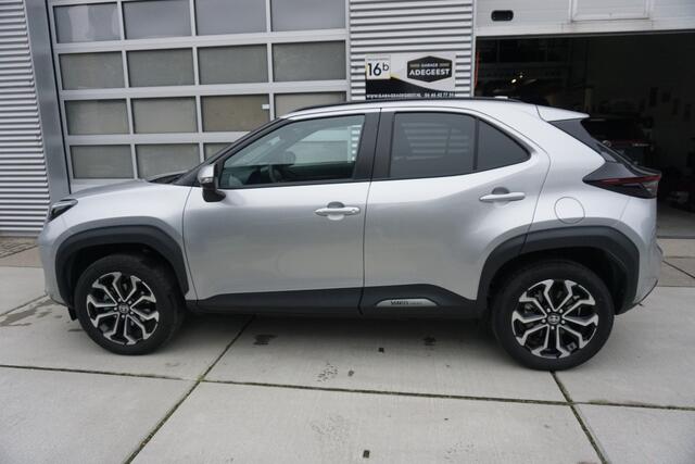 Toyota YARIS Cross 1.5 Hybrid 130 Dynamic |Navi|Carplay|PDC V+A|Dodehoek|Stoel en stuurverw.|Camera|