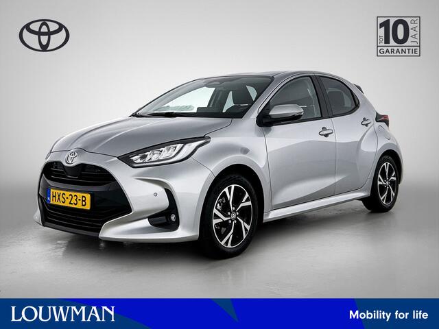 Toyota YARIS 1.5 Hybrid 115 Dynamic | Parkeersensoren V+A | Stuur-Stoelverwarming | Dode Hoek Detectie Onderweg-naar-dealer